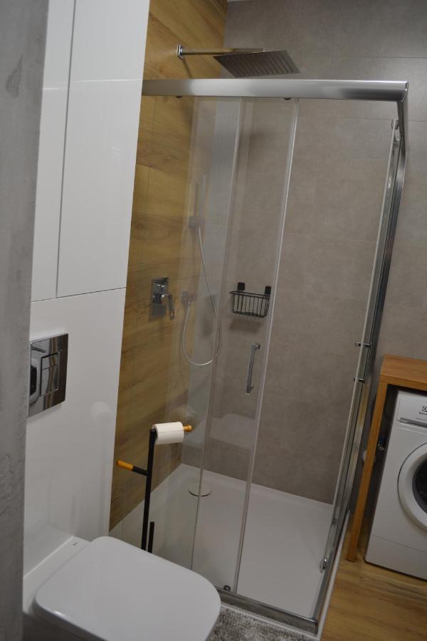 Dk9 Promenada Gwiazd 14 * Мендзиздроє